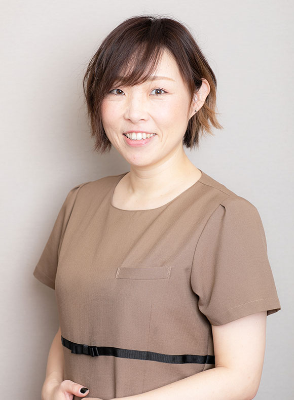 西村 かおり